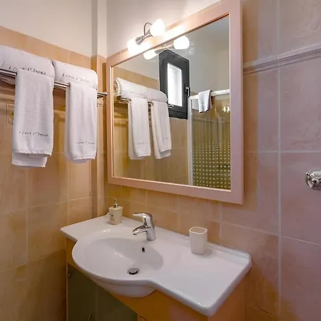 A Casa D'irene شقة Mantzavináta