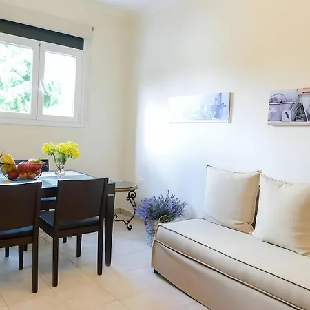 Daire A Casa D'irene Mantzavináta